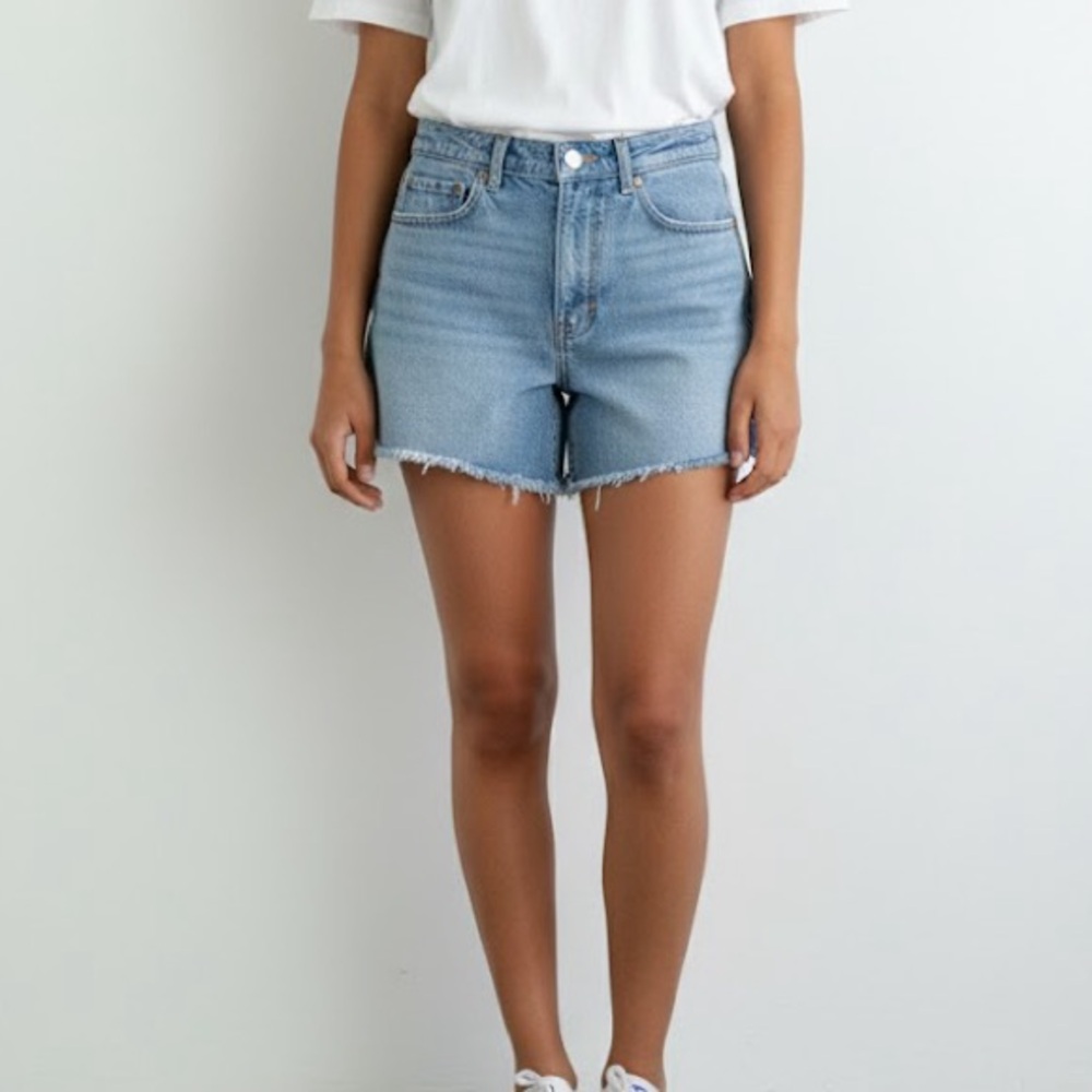 American Eagle Highest Rise 90s Boyfriend Shorts 2